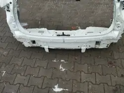 OEM PAS TYLNY SCIANA TYL Bakre kvartspanel