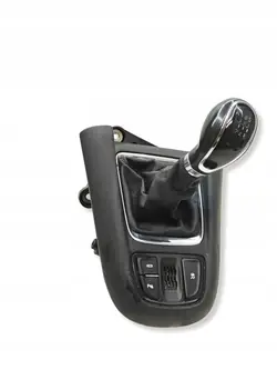 Opel Zafira C Växelspak OEM 8126600010 Begagnad