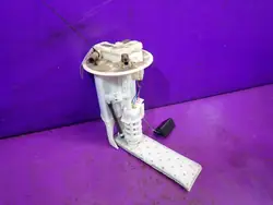 TOYOTA YARIS III 10-14 1.3 Bomba de Combustível 77704-0D070 4 Pin