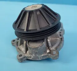 Mercedes waterpomp A6542011000 voor W206 C200