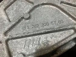 Peças compartimento motor OEM A2822005700 Mercedes Sprinter