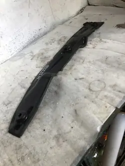 Cubierta brazo limpiaparabrisas Volvo OEM 31442798 - Usado