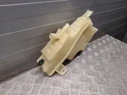 Tesla Model S OEM 600733900B Réservoirs Égaliseurs Usagés
