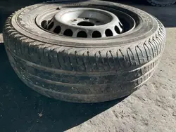 Framtätning höger stötdämpare OEM A0014014902 - VW