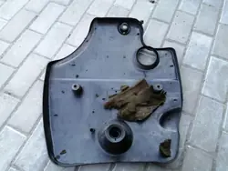 Couvercle moteur Audi OE 038103925E - Occasion