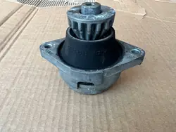 Audi Moottorin Kiinnike Etu 4E0 199 267 S