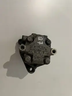 Pompe de direction assistée Audi Q7 4.2 Tdi 326 CV OEM tdis 7L8422153B