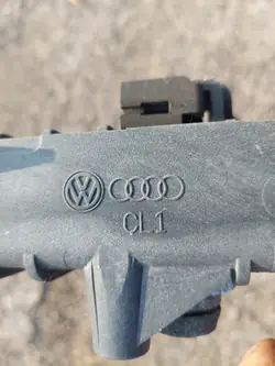Radiateur d'eau AUDI A6 C5 LIFT 2.4 V6 OEM 4B0121251AE
