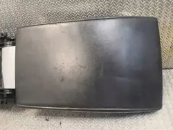 Volvo S80 keskikonsolin käsinoja OEM 39870952