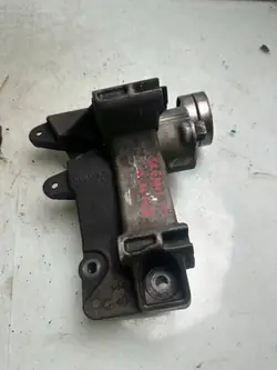 Renault OE Jakoketjun kansi OEM 17000001 - Käytetty