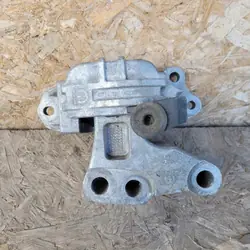 Suporte motor OEM 00520303240 para Jeep Renegade