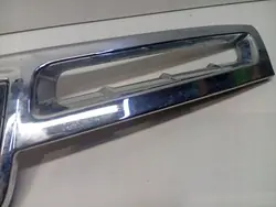 Dacia OE 620780003R Grille - État Utilisé