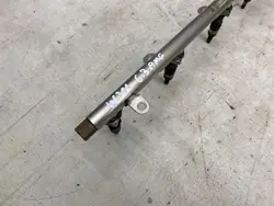 RAIL DE CARBURANT MERCEDES W219 W211 6.3 AMG A1560701695