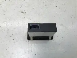 Honda USB-C-portti OEM 8A350-31A-H01 e:Ny1 2024-2025