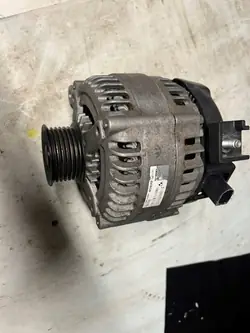 BMW X1 F48 Vaihtovirtageneraattori 2.0D OEM 261054