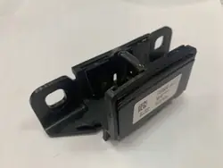 Fecho de Porta Tesla OEM 1033836-00-H - Usado
