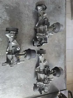 Vattenpump Termostat Mercedes W176 W246 W242 X156 C117