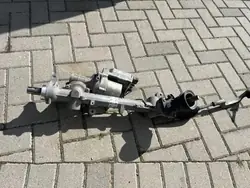 Ohjaustehostin Mercedes CLA 246 A2464601901