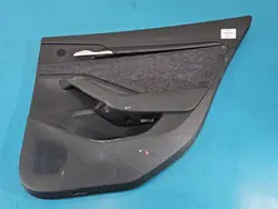 OEM 3P0867212 Höger Bakdörrsbeklädnad Skoda Superb IV
