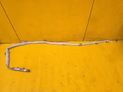 Volkswagen Touareg II Vasen verho OEM 7P6880741C