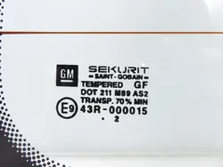 Vitre arrière gauche OEM M1066346 pour Opel Combo C