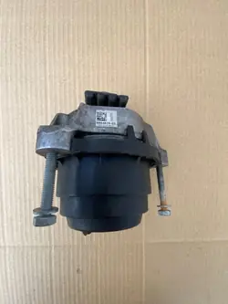 Oikea Moottorituki BMW 6864828 OEM