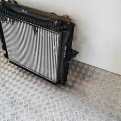 Pièces de refroidissement Land Rover OEM AH329L440AB AH328005BA