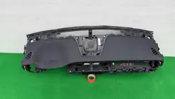 Mercedes X-Class W470 instrumentbrädskonsol OEM 681005XA1A