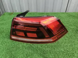 VW PASSAT B8 SEDÁN LUZ TRASERA DERECHA LED 3G5945096J