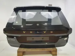 ACR413 takaluukku Volvo XC60 II:lle 2017-2026