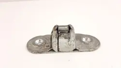 MAM6351 OEM Tavaratilan Lukun Kiinnike Mercedes W115