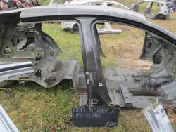 Poteau Central Droit Opel Insignia A Lift Kombi 13-17