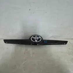 OEM 76811-0F090 Takaluukunauha Toyota Verso 2013-2018