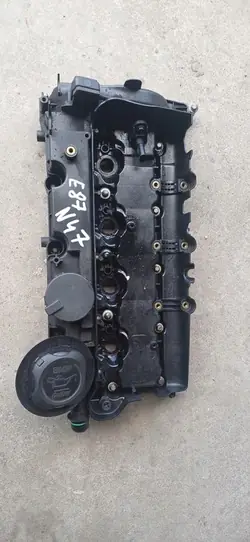 Tampa de válvula BMW E90 E84 E82 E88 E87 E81 1.8D 2.0D - 7797613