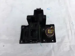 Prise USB Hyundai OEM 96120-G2050 pour i30 III