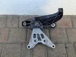 Support Moteur Peugeot 5008 II OEM 008956 - Occasion