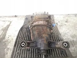 Lexus taka-akselin tasauspyörästö OEM FRC20592 - Käytetty