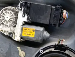 Régulateur de vitre avant gauche OEM 1J1959801C VW Golf IV