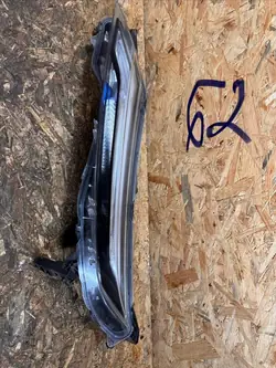 NISSAN JUKE 2022 – VASEN ETULAMPPU LED