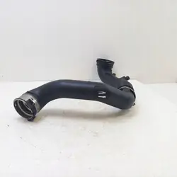 2012 BMW 6 F12 F13 Tuyau Intercooler 13717582314