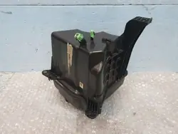 Käytetty AdBlue-säiliö OEM A9104702401 Mercedes Sprinterille