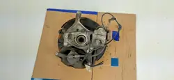 OEM 5Q0401257A Vorderer linker Achsschenkel für Skoda