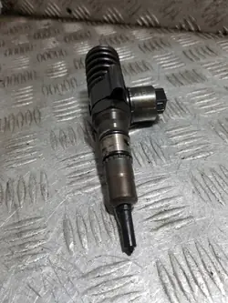 Pompe lave-glace VW OEM 03G130073B 0414720402 Occasion