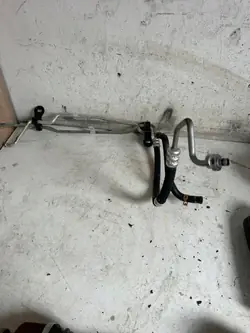 Manguera de dirección Dacia Sandero II OEM 497203690R