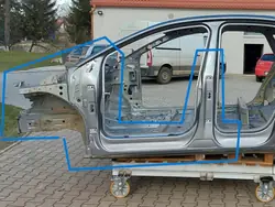 Audi Q4 E-TRON OEM AUDIQ4ETRONPODŁ20 Middenstijl Links