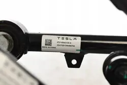 Vänster baknav Tesla Model 3