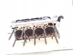 Skoda Octavia Mk3 Sylinterikansi OEM 04L103064C