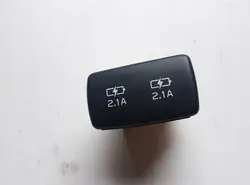 Tomada USB Subaru Forester OEM 86257SJ340