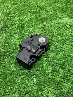 Válvula controle aquecimento OEM KT325001 para BMW X5 G05