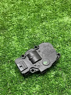 Lämmitysventtiili OEM KT325001 BMW X5 G05:lle